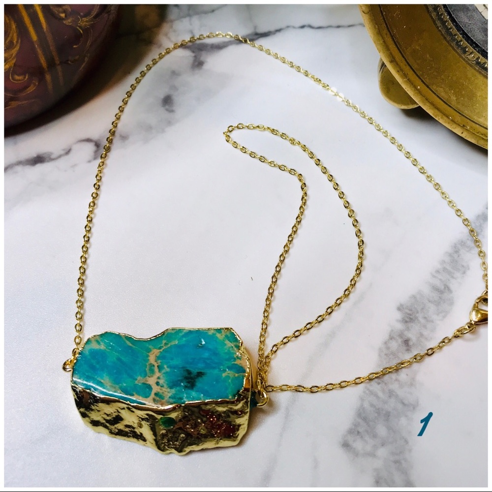RESTOCKED! Jasper stone/18KG pendant - Picture 2 of 7